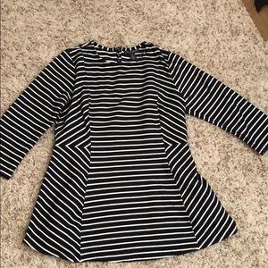 Pea in the Pod Maternity Shirt size Medium